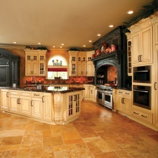 Door Style: CapelaWood: BirchStain: CremeSheen: Semi GlossGlaze: Light BlackSeries: Full OverlayHinge: ConcealedBCM# 1137657Wood: BirchStain: EbonySheen: Semi-GlossBCM# 1138115